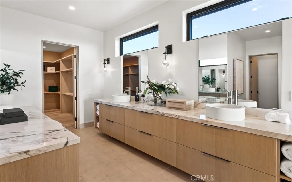 1210 Kings Rd, Newport Beach, California 92663 home-pic-32