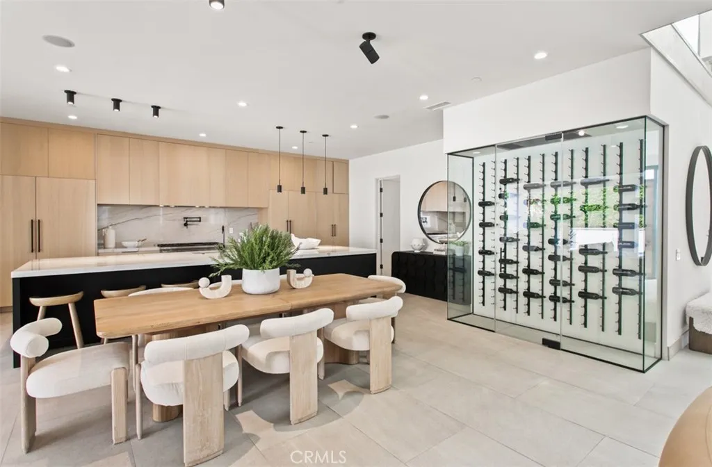 1210 Kings Rd, Newport Beach, California 92663 home-pic-13