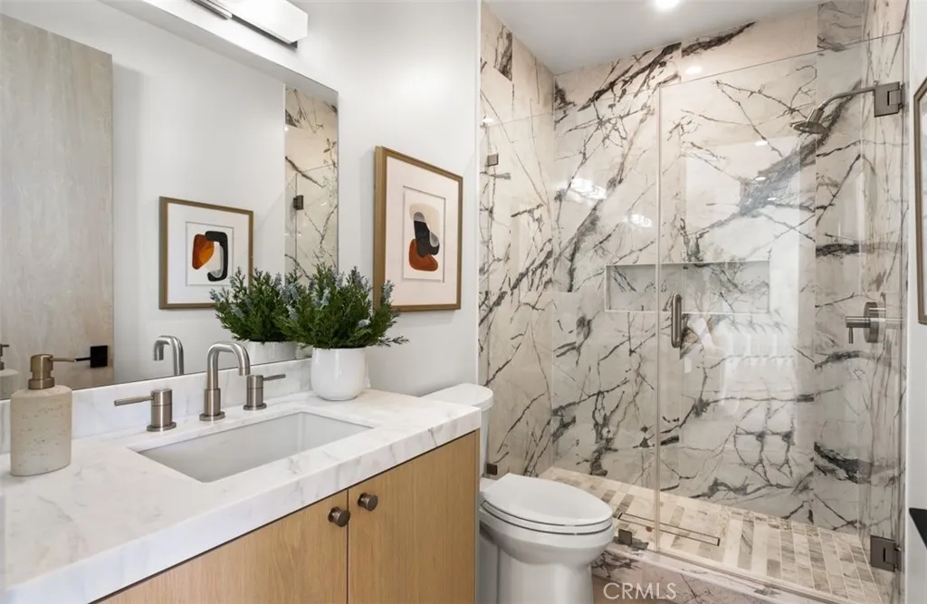 1210 Kings Rd, Newport Beach, California 92663 home-pic-36