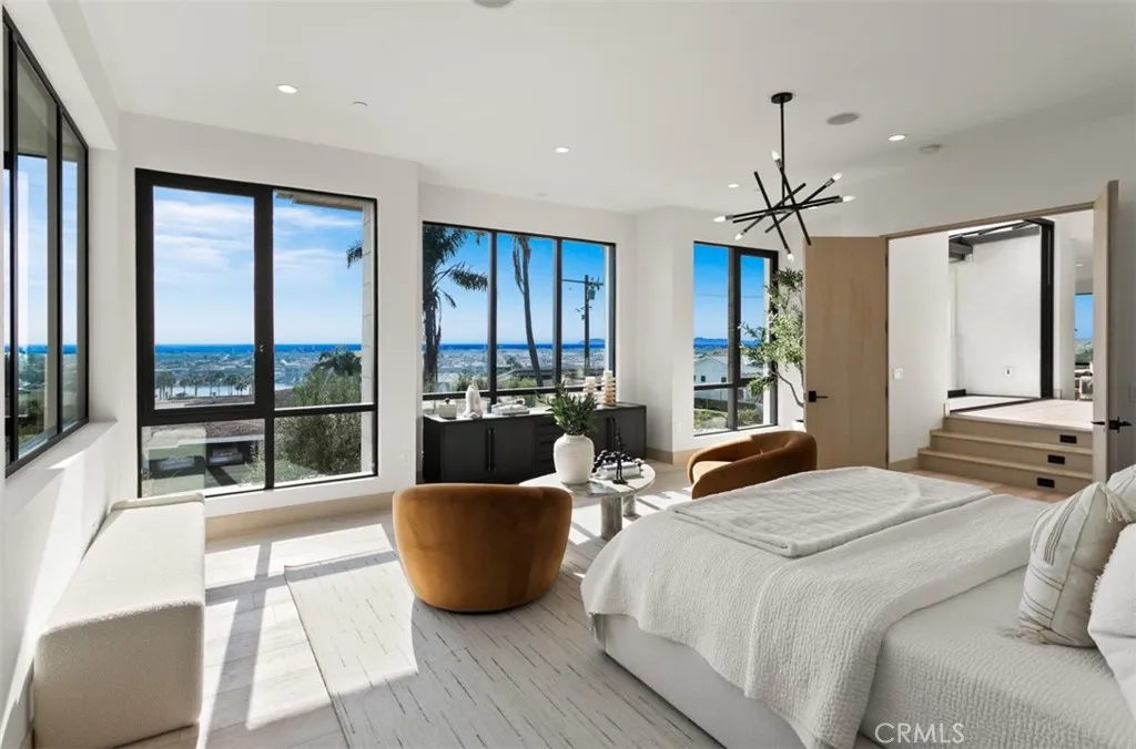 1210 Kings Rd, Newport Beach, California 92663 home-pic-25