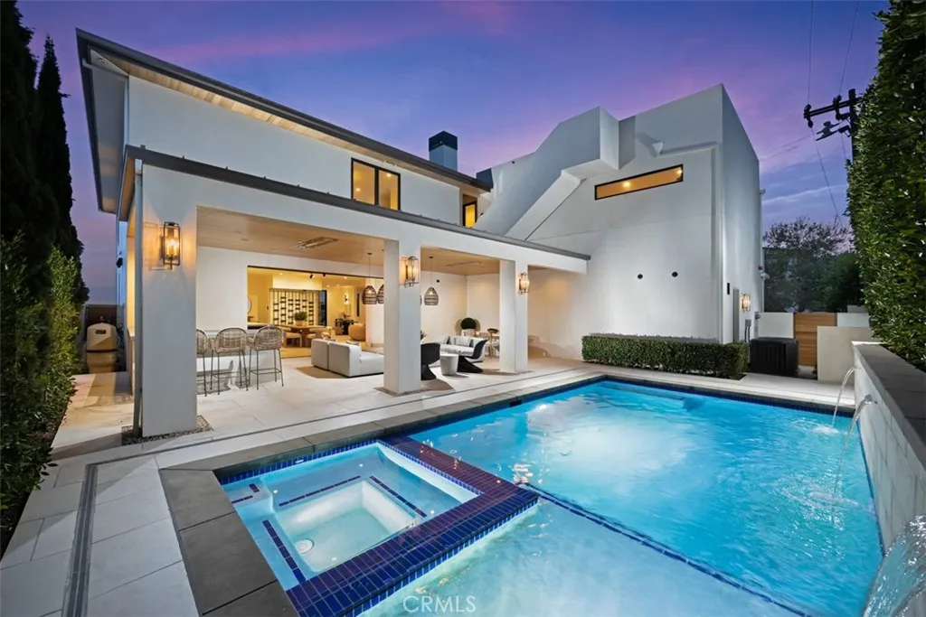 1210 Kings Rd, Newport Beach, California 92663 home-pic-1