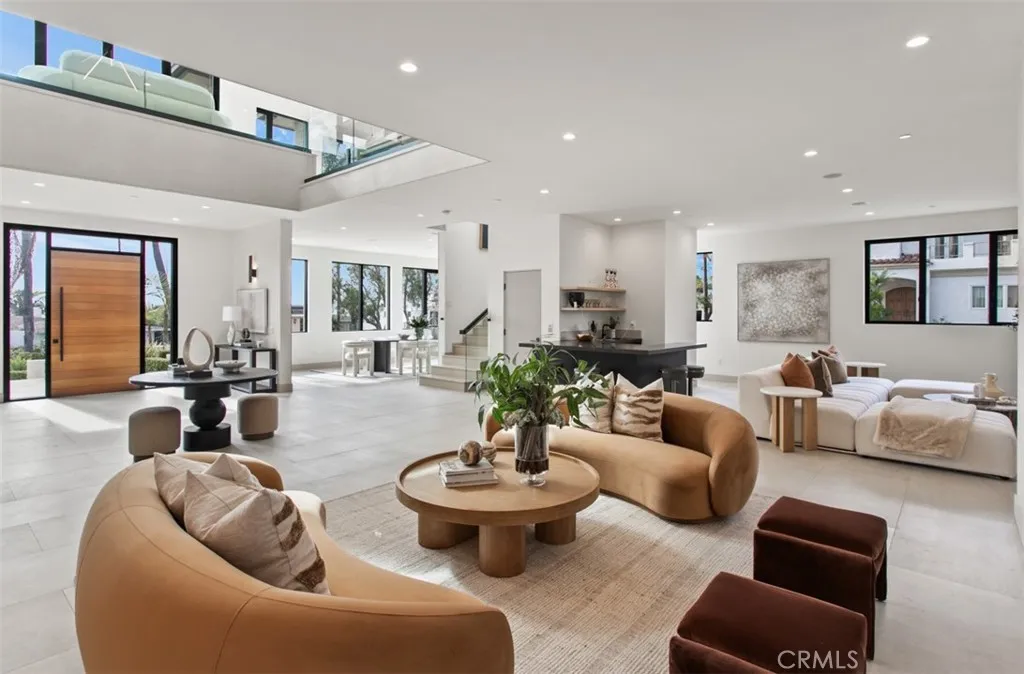 1210 Kings Rd, Newport Beach, California 92663 home-pic-8