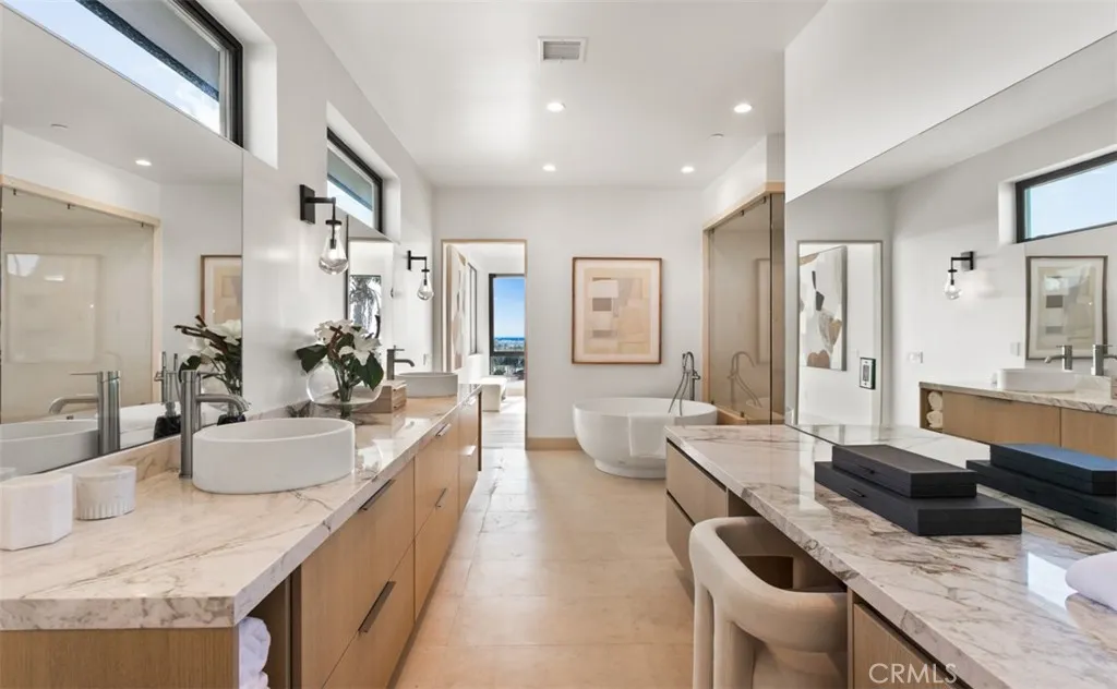 1210 Kings Rd, Newport Beach, California 92663 home-pic-31