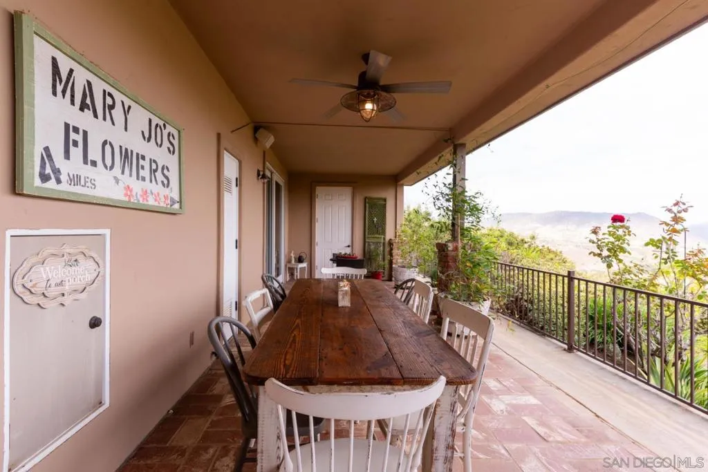 1609 Santa Margarita Drive, Fallbrook, California 92028 home-pic-42