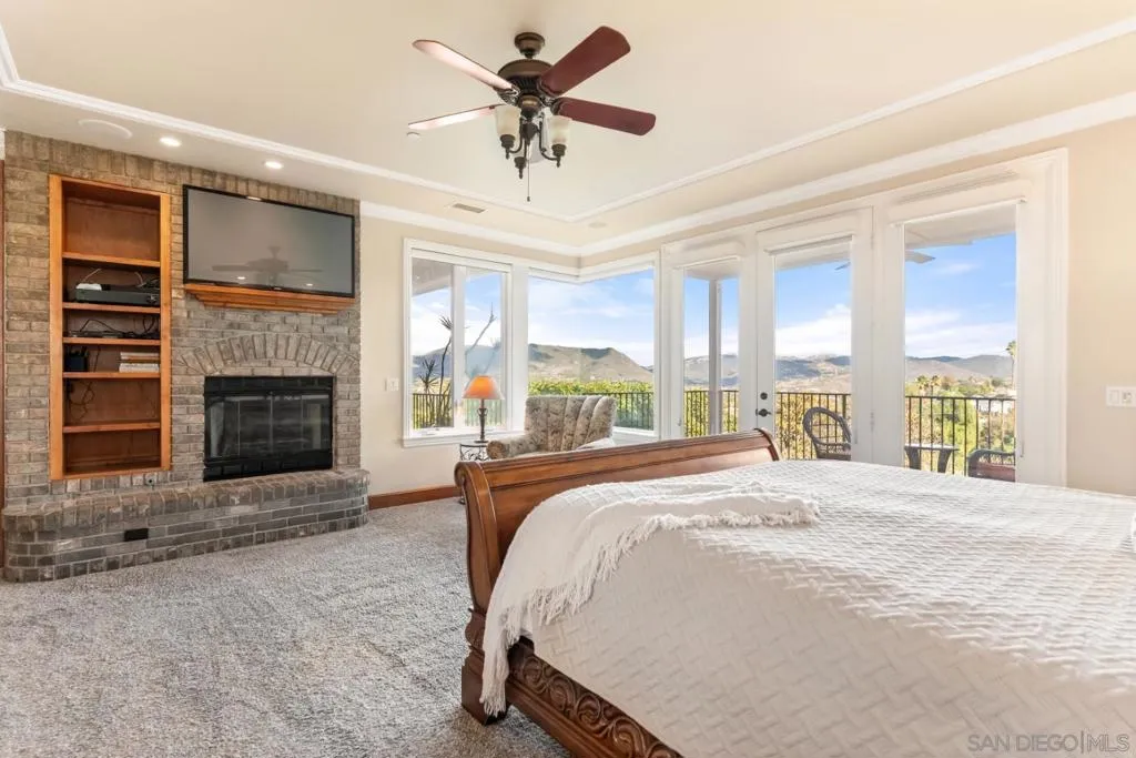 1609 Santa Margarita Drive, Fallbrook, California 92028 home-pic-24