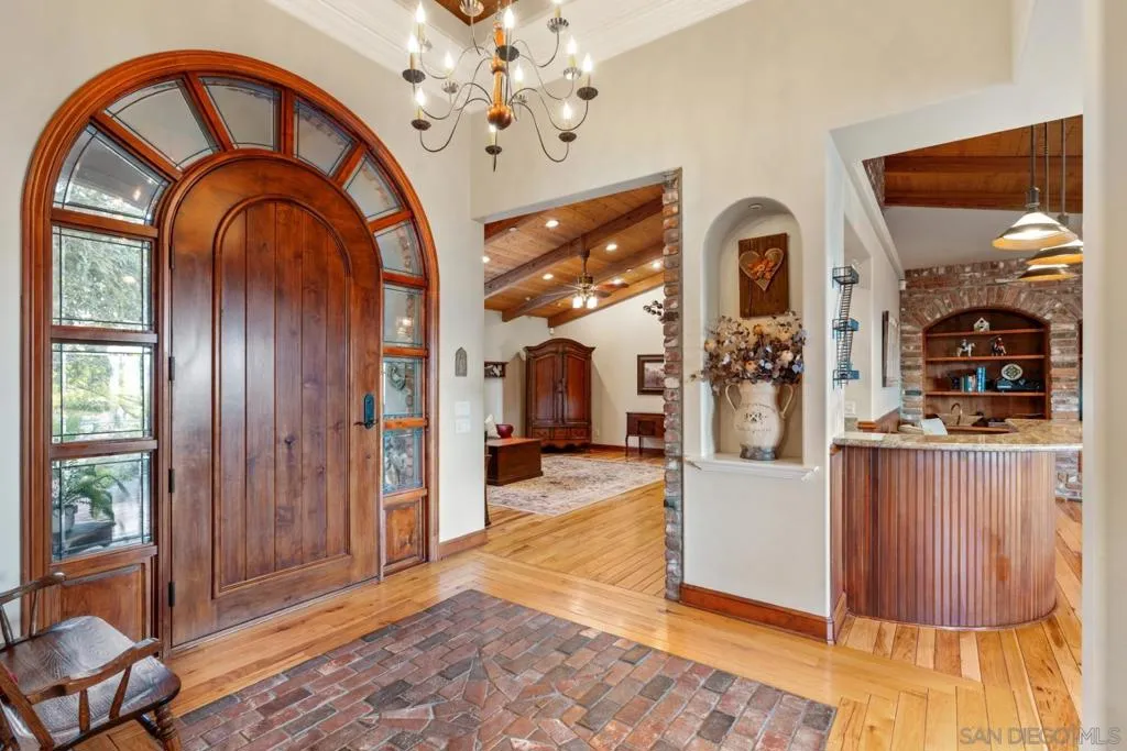 1609 Santa Margarita Drive, Fallbrook, California 92028 home-pic-4