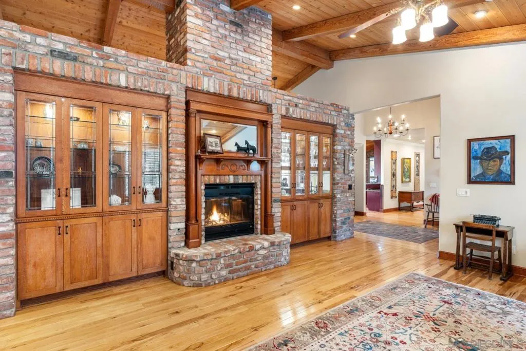1609 Santa Margarita Drive, Fallbrook, California 92028 home-pic-6