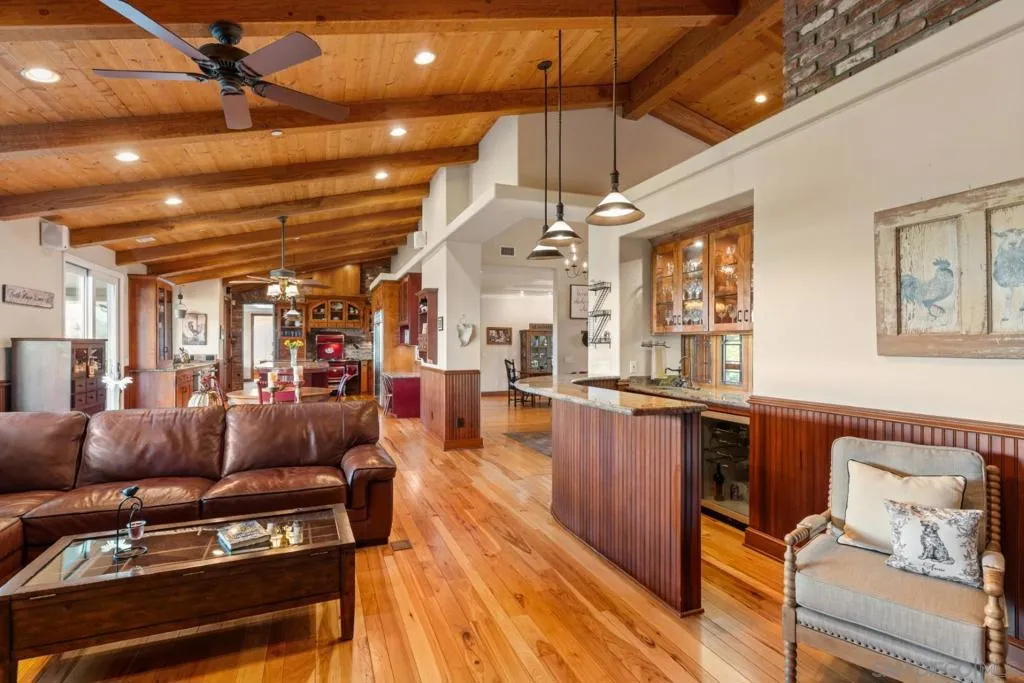 1609 Santa Margarita Drive, Fallbrook, California 92028 home-pic-10