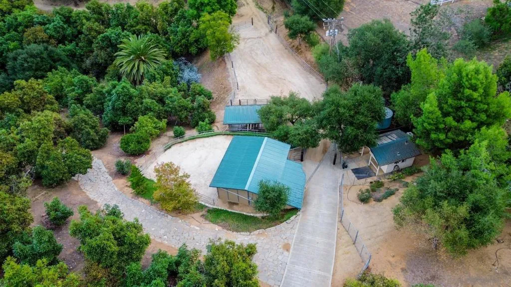 1609 Santa Margarita Drive, Fallbrook, California 92028 home-pic-57