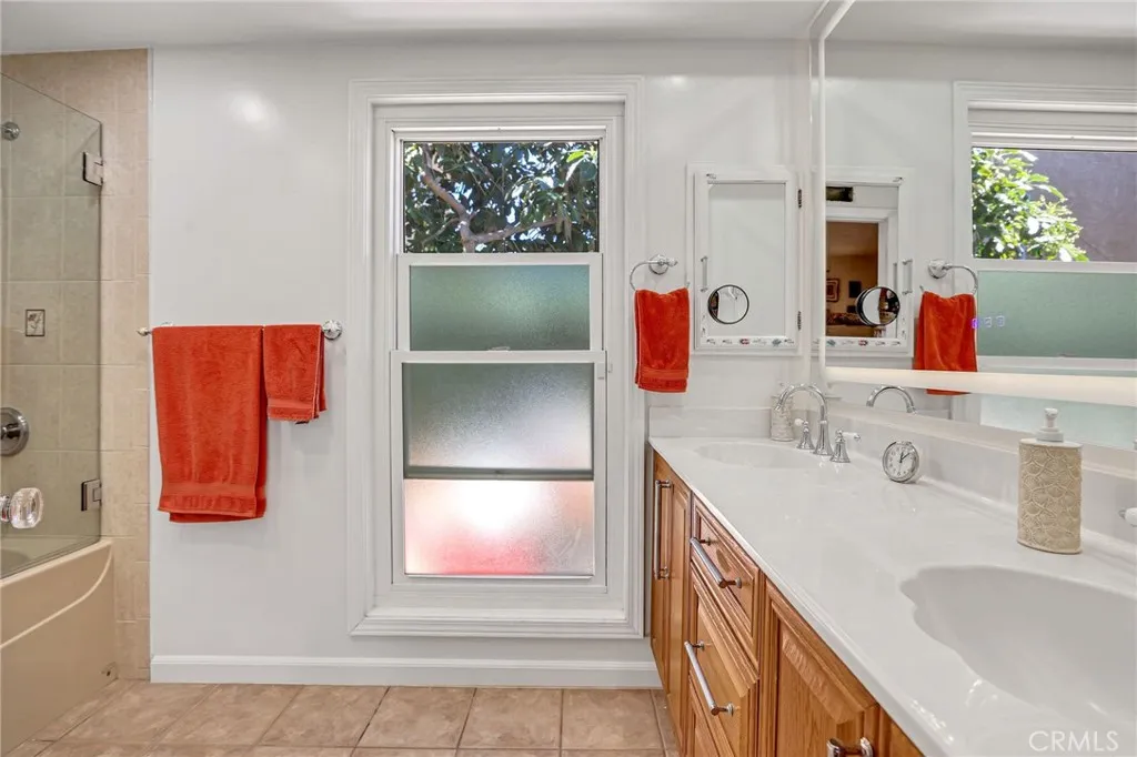4549 Birchwood, Seal Beach, California 90740 home-pic-31