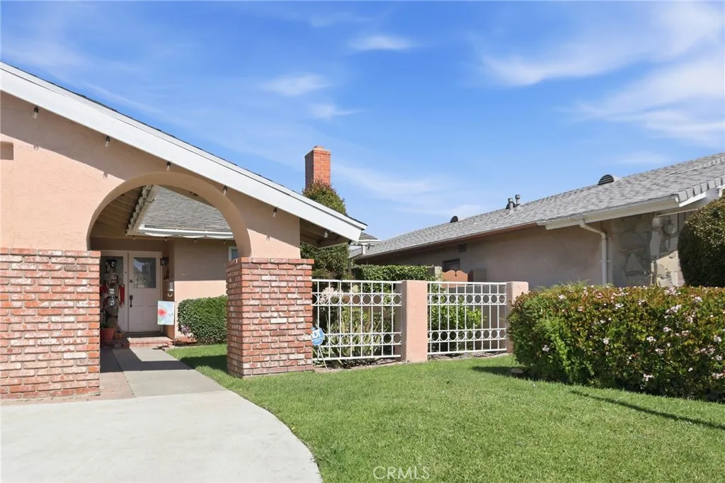 4549 Birchwood, Seal Beach, California 90740 home-pic-2