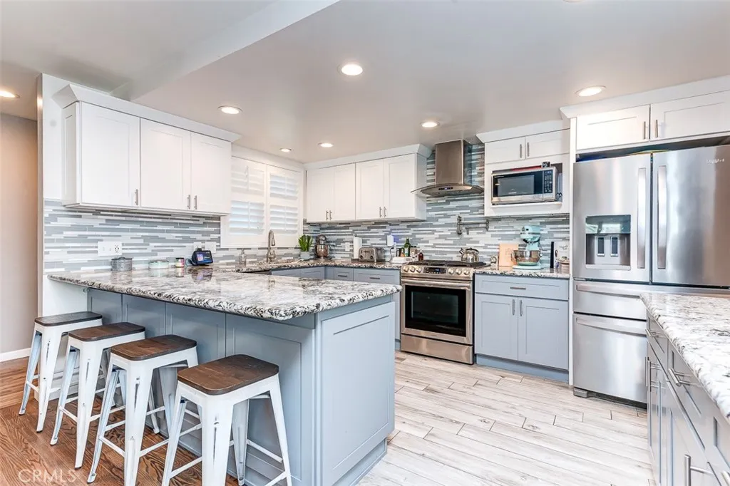 11949 Groveland, Whittier, California 90604 home-pic-1