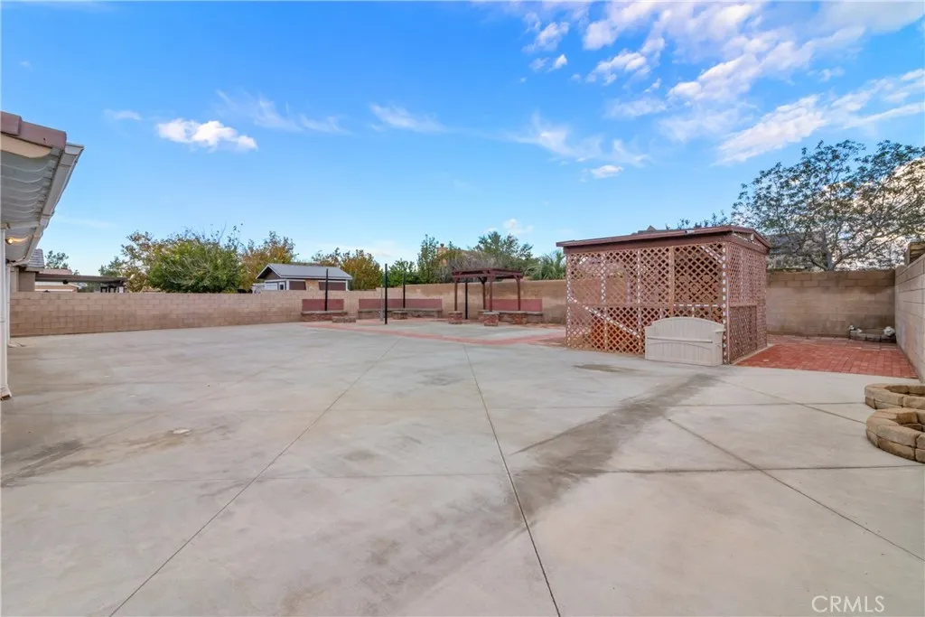 38122 37 Street E, Palmdale, California 93550 home-pic-36