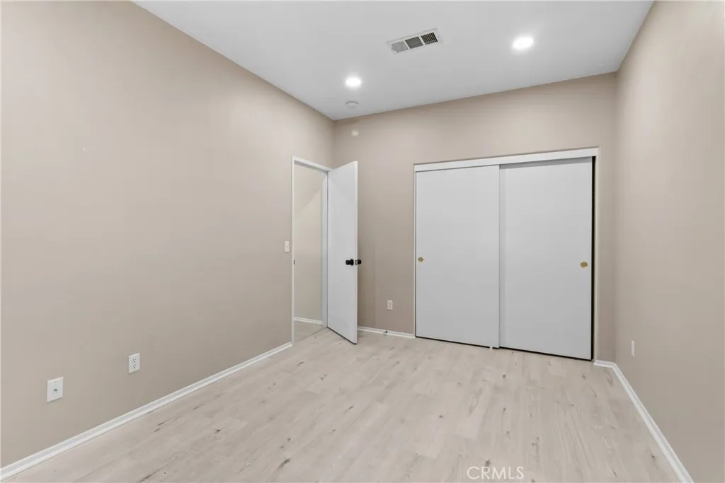38122 37 Street E, Palmdale, California 93550 home-pic-15