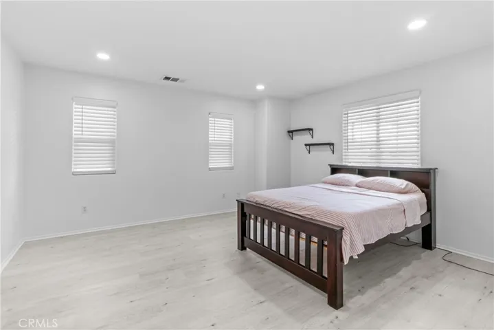 upstairs bedroom 4