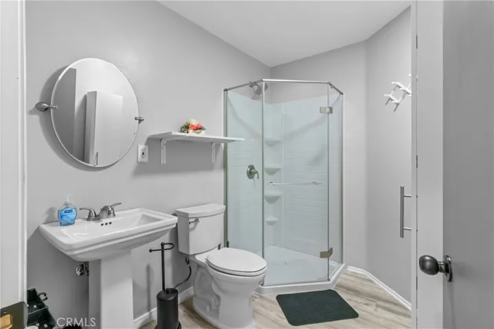 hallway bathroom 1