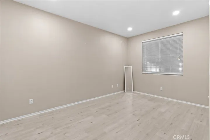 downstairs bedroom 2