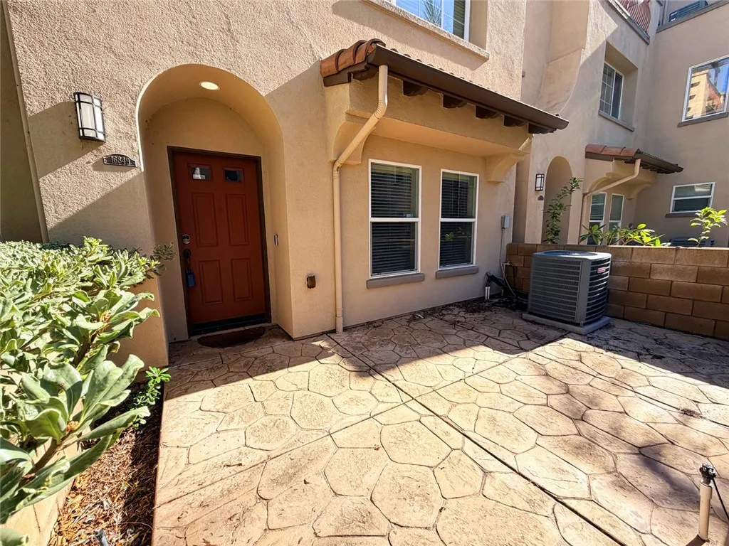16849 Roosevelt, Huntington Beach, California 92649 home-pic-1