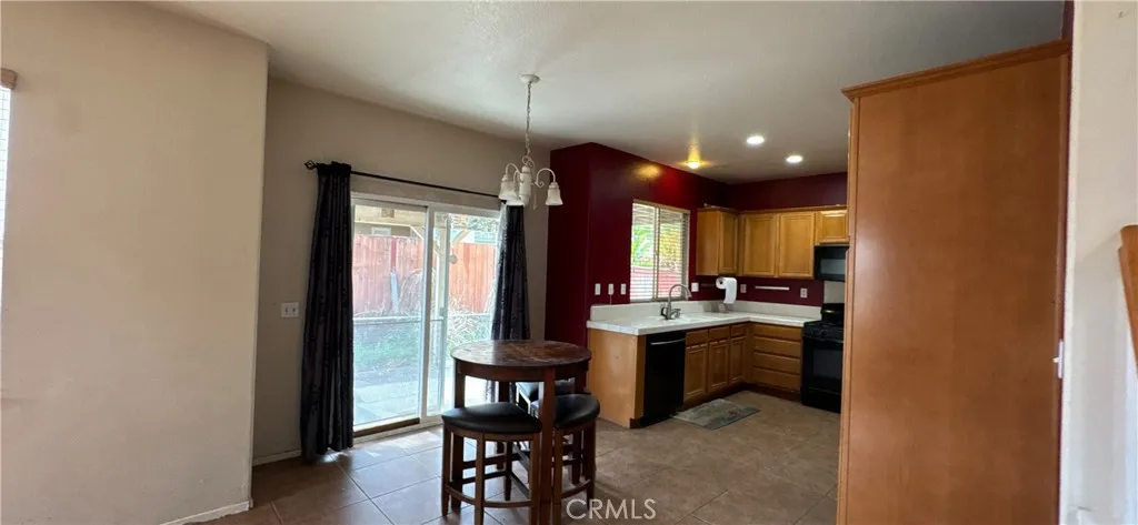 3921 Barbury Palms, Perris, California 92571 home-pic-11