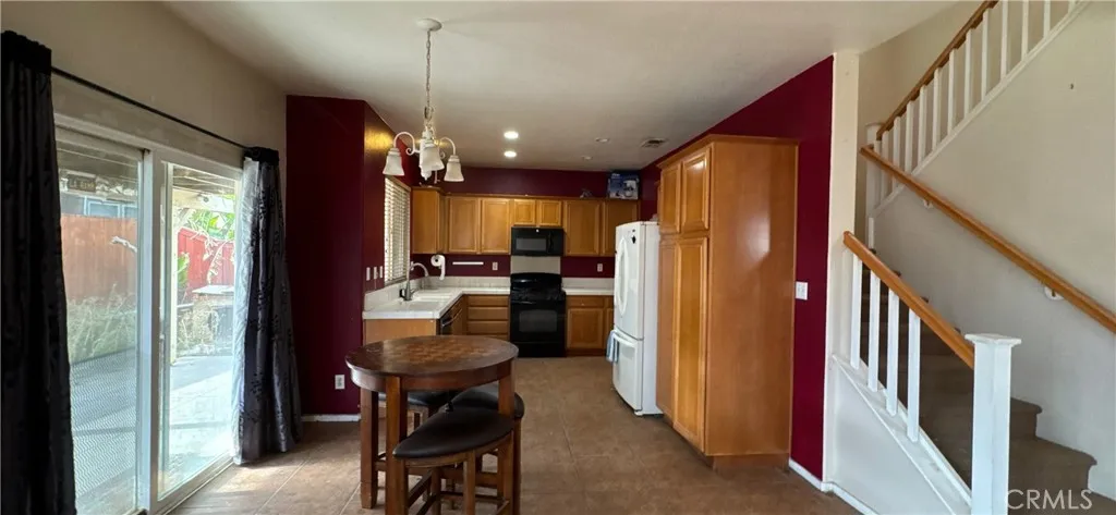 3921 Barbury Palms, Perris, California 92571 home-pic-9