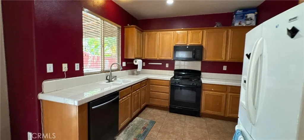 3921 Barbury Palms, Perris, California 92571 home-pic-12
