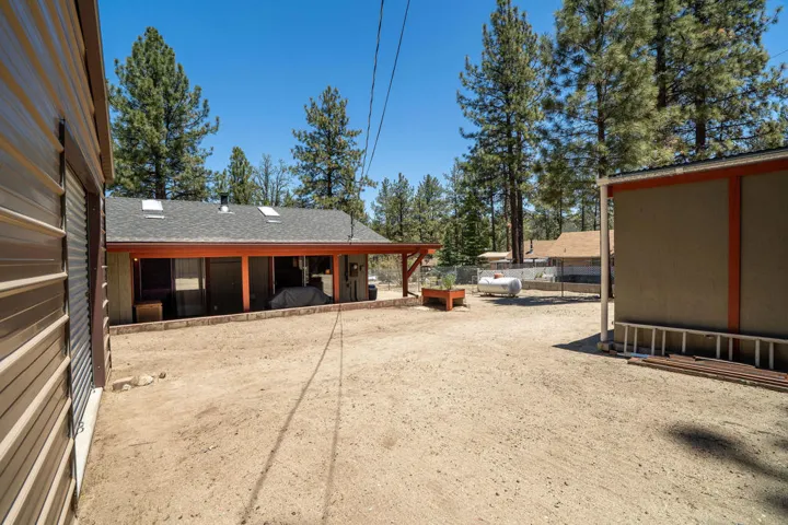 59341CourtesyDr-41