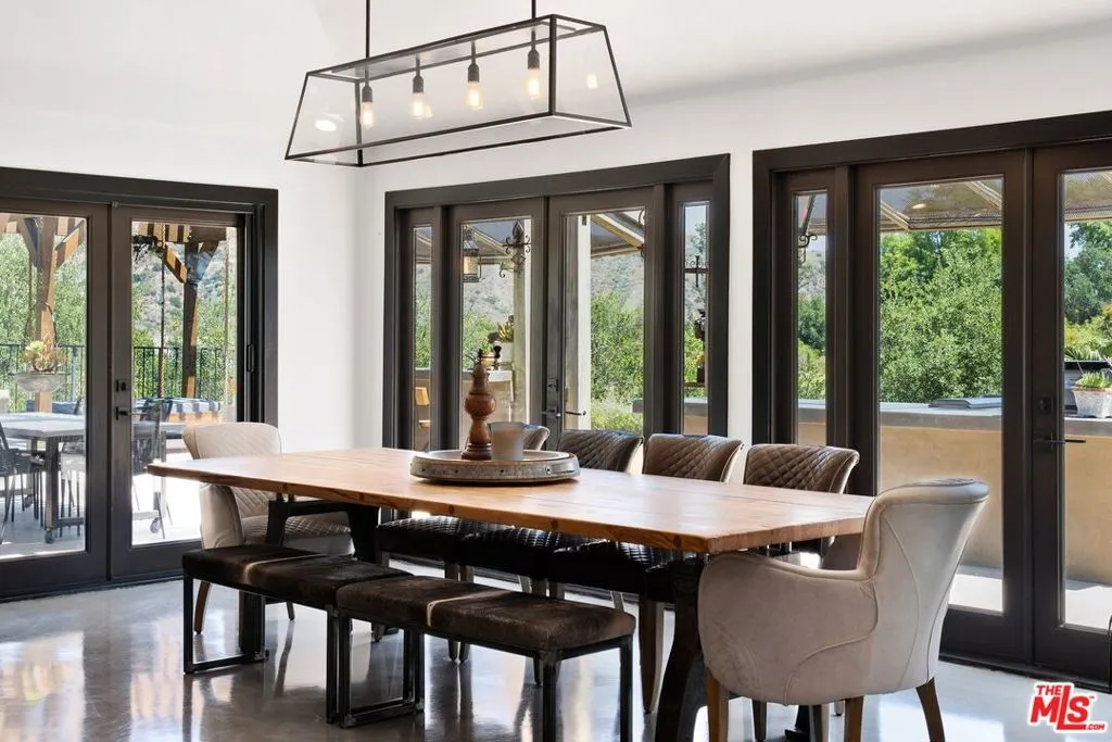 7634 E Diane Drive, Orange, California 92869 home-pic-10