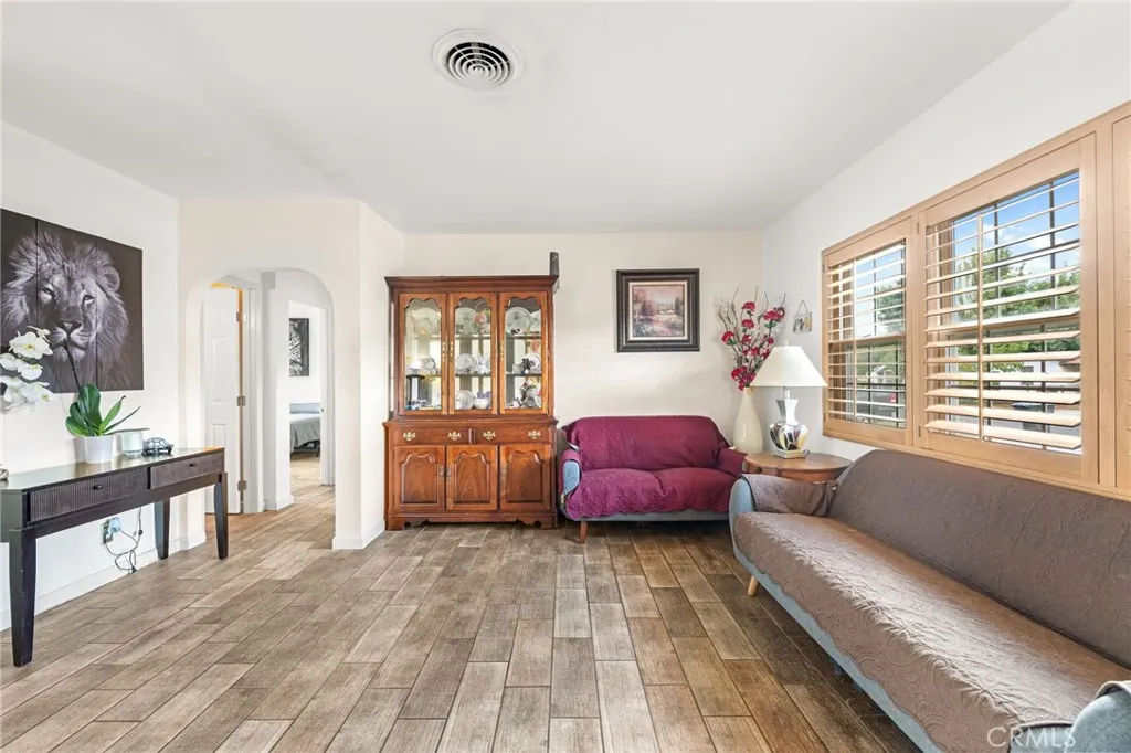 3620 Hoover, Riverside, California 92504 home-pic-7