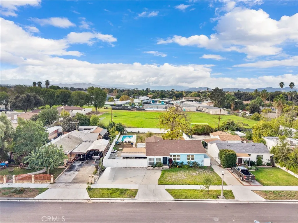 3620 Hoover, Riverside, California 92504 home-pic-37