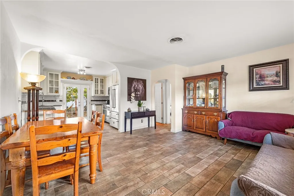 3620 Hoover, Riverside, California 92504 home-pic-6
