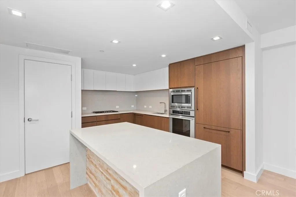 1388 Kettner Boulevard 903, San Diego, California 92101 home-pic-7