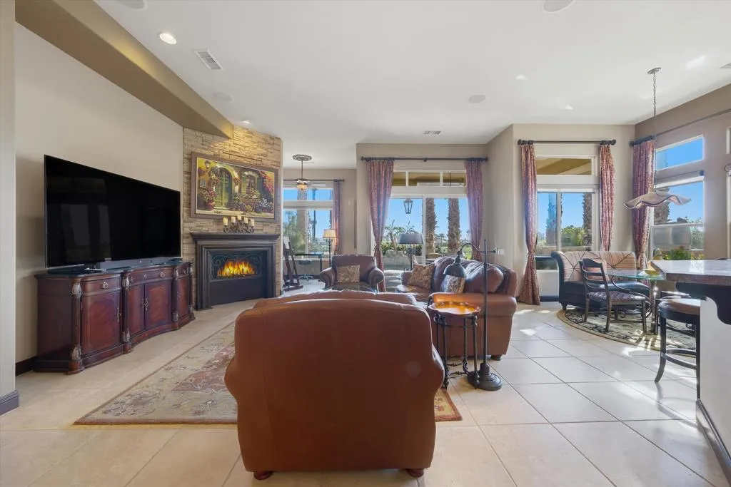 51518 Via Sorrento, La Quinta, California 92253 home-pic-24