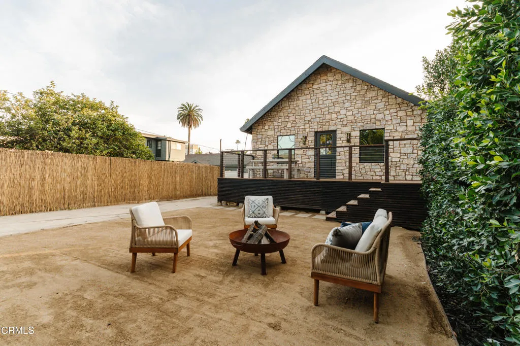 2612 Marathon Street, Los Angeles, California 90026 home-pic-0