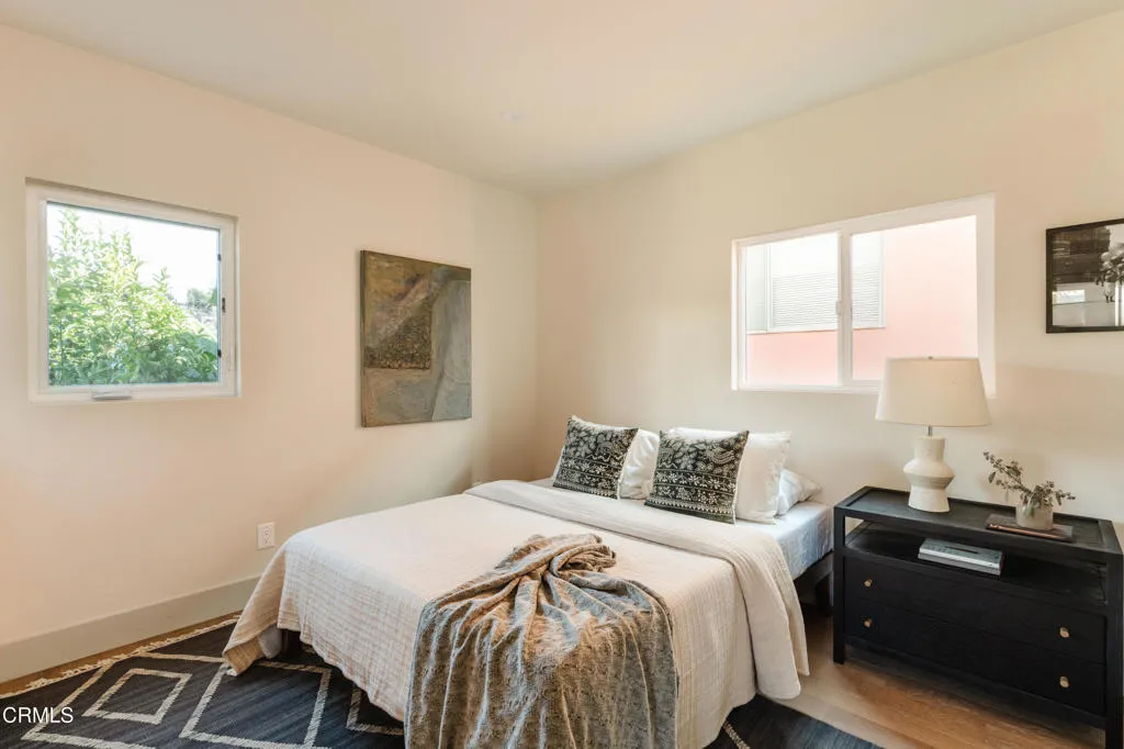 2612 Marathon Street 1/2, Los Angeles, California 90026 home-pic-16