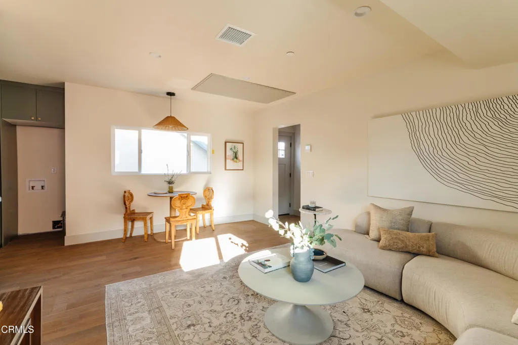 2612 Marathon Street 1/2, Los Angeles, California 90026 home-pic-4