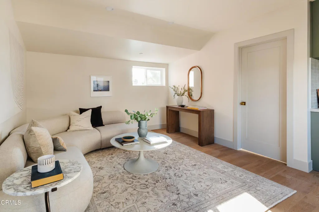 2612 Marathon Street 1/2, Los Angeles, California 90026 home-pic-3