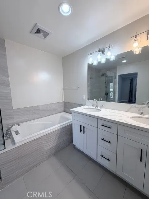 23064 Paseo De Terrado 2, Diamond Bar, California 91765 home-pic-15
