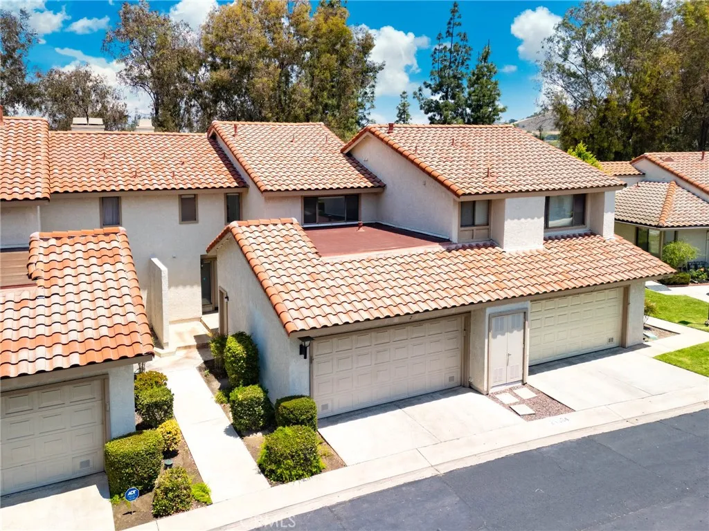 23064 Paseo De Terrado 2, Diamond Bar, California 91765 home-pic-0