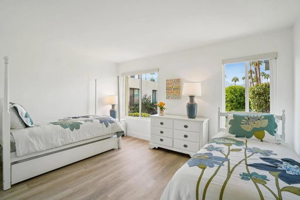 6253 N Paseo De La Palma, Palm Springs, California 92264 home-pic-24