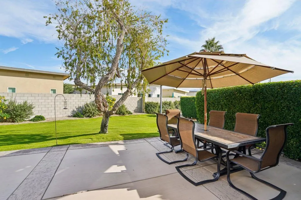 6253 N Paseo De La Palma, Palm Springs, California 92264 home-pic-32