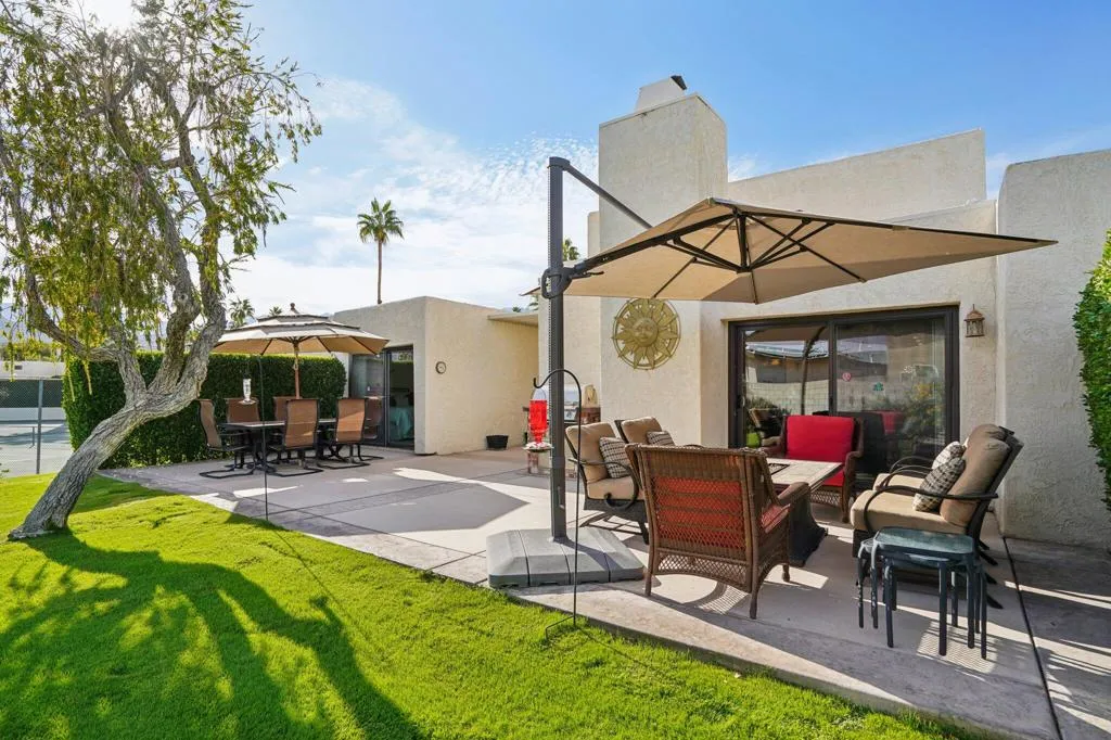 6253 N Paseo De La Palma, Palm Springs, California 92264 home-pic-31