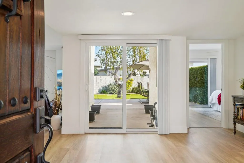 6253 N Paseo De La Palma, Palm Springs, California 92264 home-pic-3
