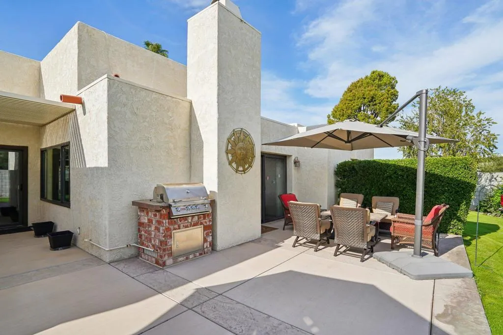 6253 N Paseo De La Palma, Palm Springs, California 92264 home-pic-27