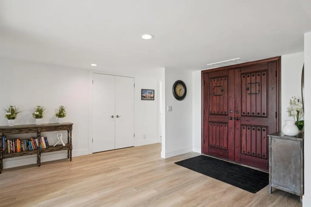 6253 N Paseo De La Palma, Palm Springs, California 92264 home-pic-4
