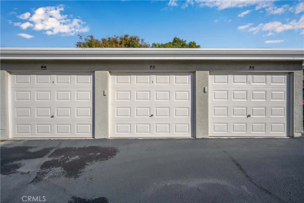 8777 Tulare Drive 411h, Huntington Beach, California 92646 home-pic-32