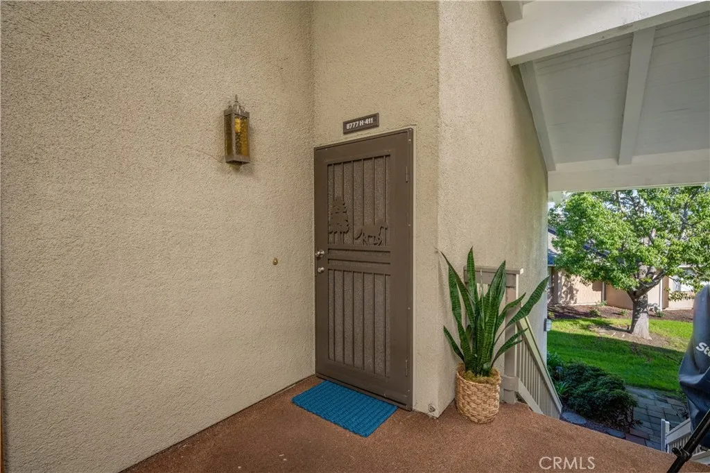 8777 Tulare Drive 411h, Huntington Beach, California 92646 home-pic-31
