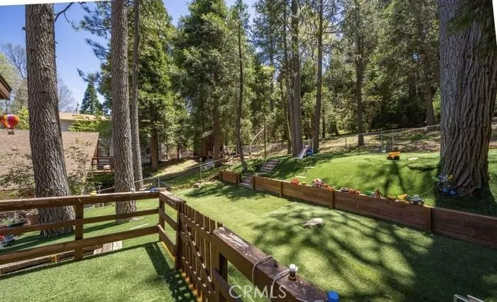 23095 Balsam, Crestline, California 92325 home-pic-3