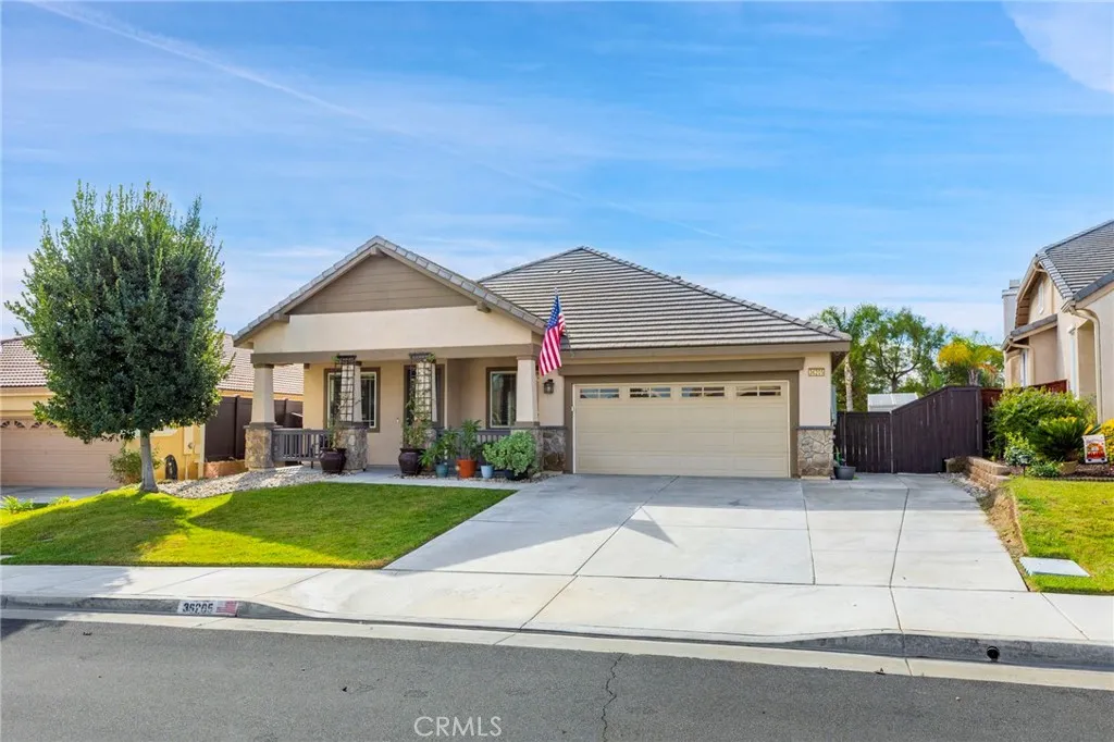 36205 Coffee Tree Place, Murrieta, California 92562 home-pic-0
