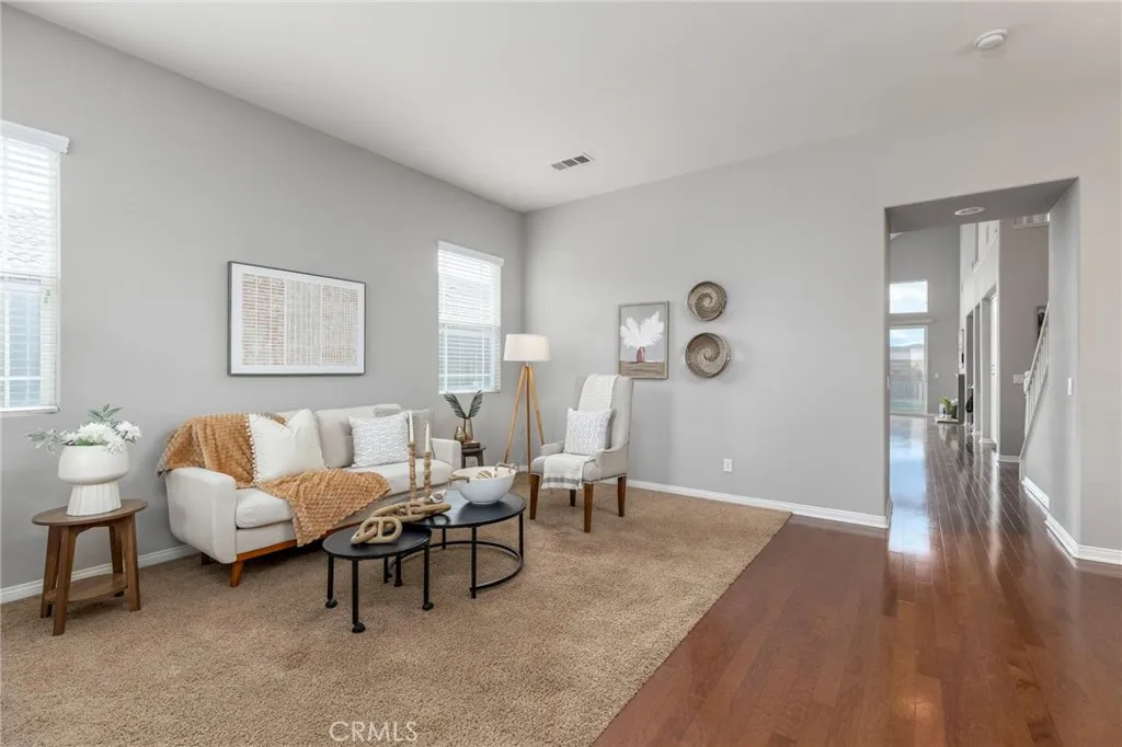 36205 Coffee Tree Place, Murrieta, California 92562 home-pic-1