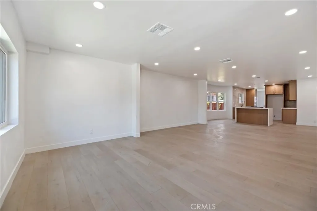 3011 5th, Los Angeles, California 90018 home-pic-10